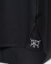 Sleeveless - Black Oxford